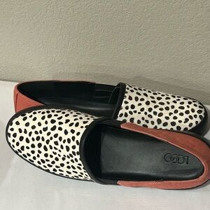 LOGO Leather Women shoes new no tag or box